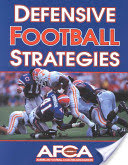 Defensive Football Strategies (American Football Coaches Association)(Paperback)