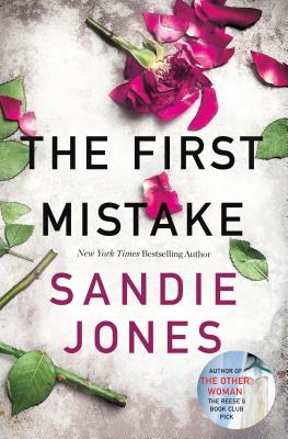 First Mistake (Jones Sandie)(Paperback)